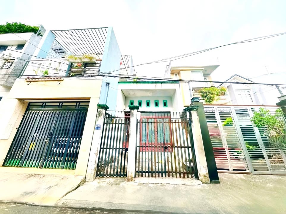 Nhà trọ HXH 1942 Huỳnh Tấn Phát, Nhà Bè 100m² giá 5.5 tỷ - Đầu tư sinh lời ngay!