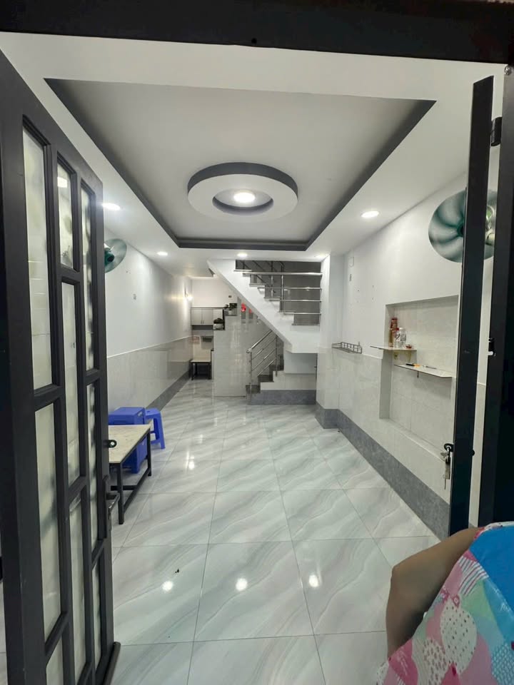 Nhà hẻm 2020 Huỳnh Tấn Phát, Nhà Bè 29.7m² giá 2.5 tỷ - Sổ hồng riêng, nội thất tặng kèm!