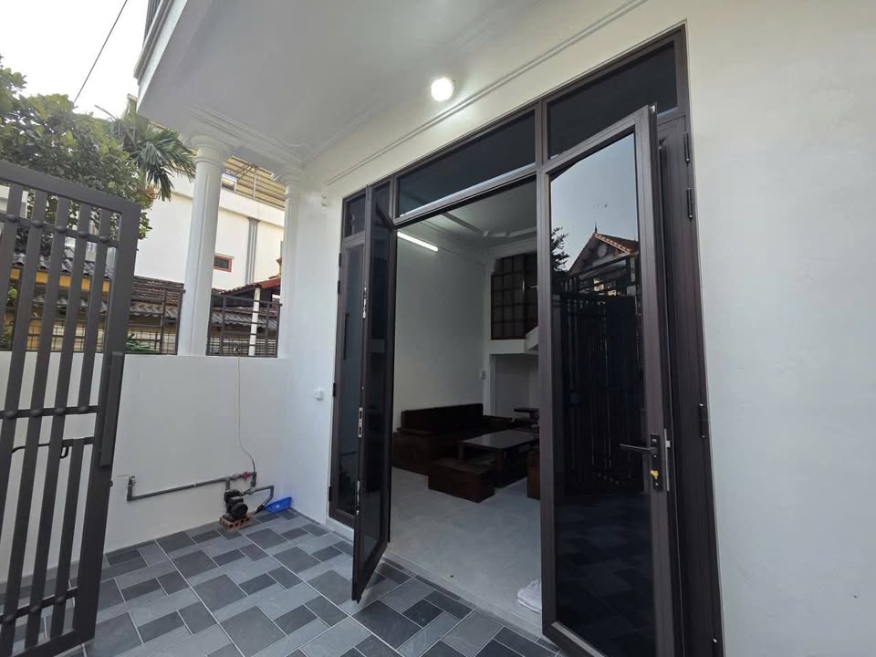 Nhà 2 tầng phố Tiến Thọ, 85m² giá 2 tỷ - Nhà đẹp, thoáng mát!