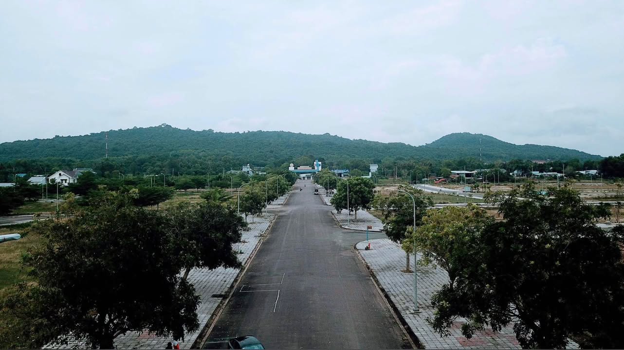 Bán đất khu tái định cư KP10 Dương Đông 122m² - Đầu tư sinh lời ngay!