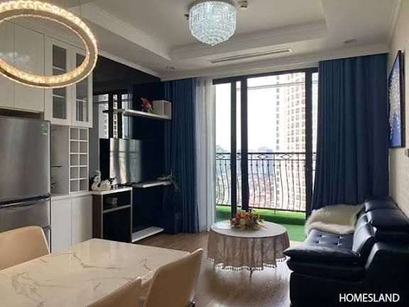 Căn hộ Royal City R6, Thanh Xuân 70m² giá 17,5 triệu - View quảng trường tuyệt đẹp!