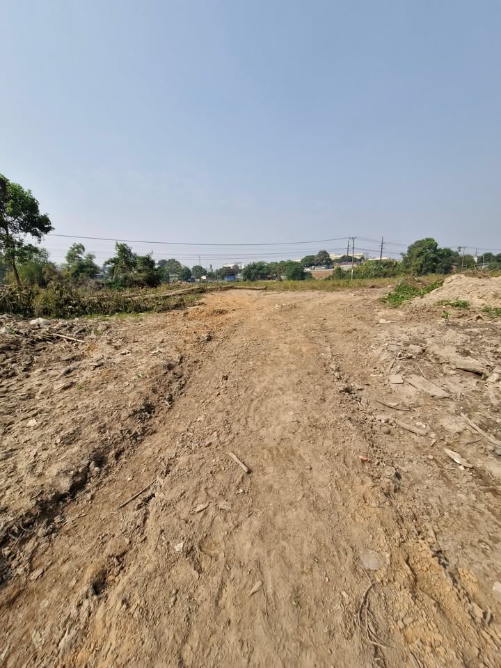 Đất nền Huyện Bạch Thông 800m² giá 4 tỷ - Đường thông rộng 4m!