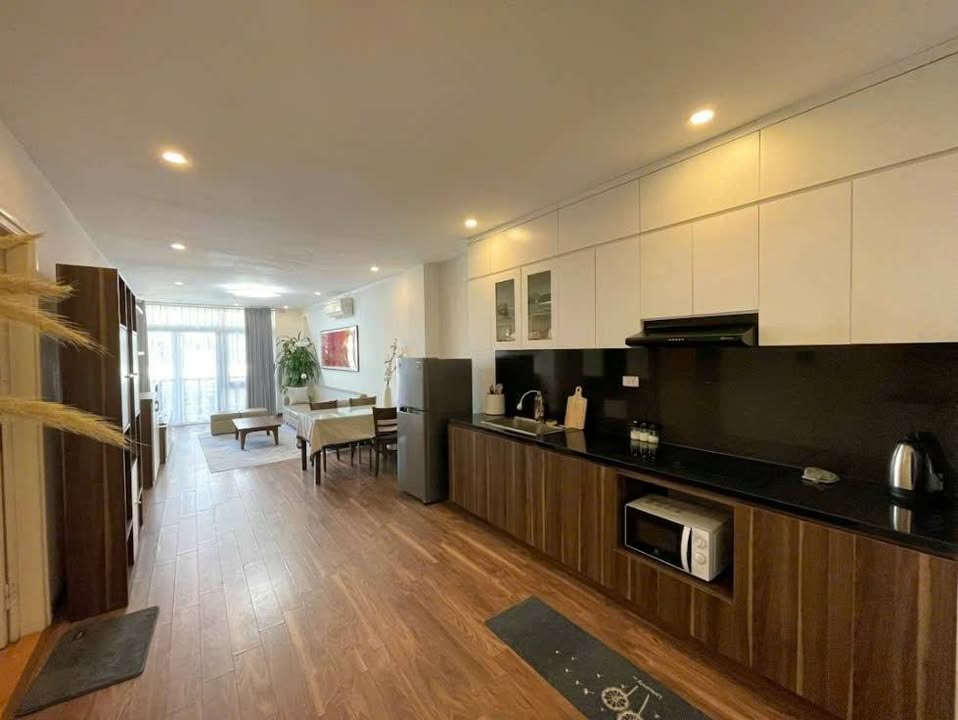 Căn hộ cho thuê tại Đường Tô Ngọc Vân, Tây Hồ 100m² giá 15 triệu - Nội thất đầy đủ, sẵn sàng vào ở!
