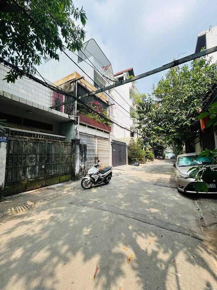 Đất nền Gò Vấp 83m² giá 7.55 tỷ - Vị trí đẹp, hẻm ô tô tránh nhau!