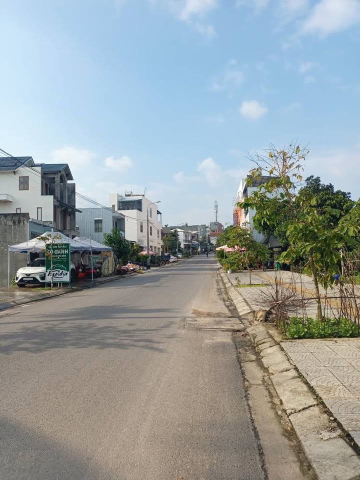 Đất Cẩm Lệ 105m² gần cầu vượt Hòa Cầm - Sổ đỏ chính chủ, giá tốt thương lượng!