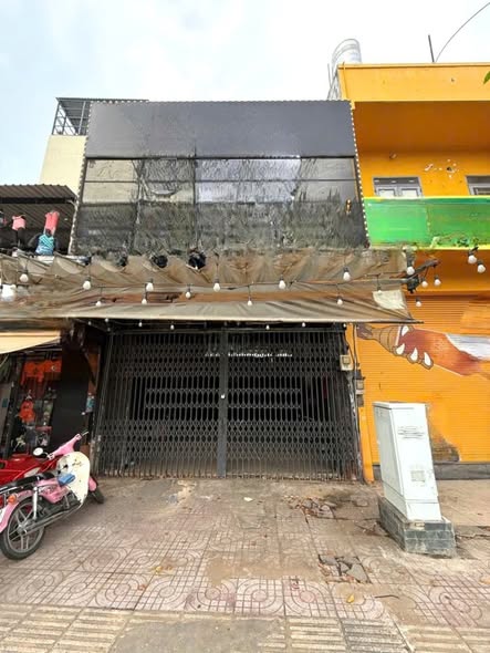 Nhà mặt tiền đường Phạm Văn Đồng, Bình Thạnh 128m² - Kinh doanh tự do ngay!