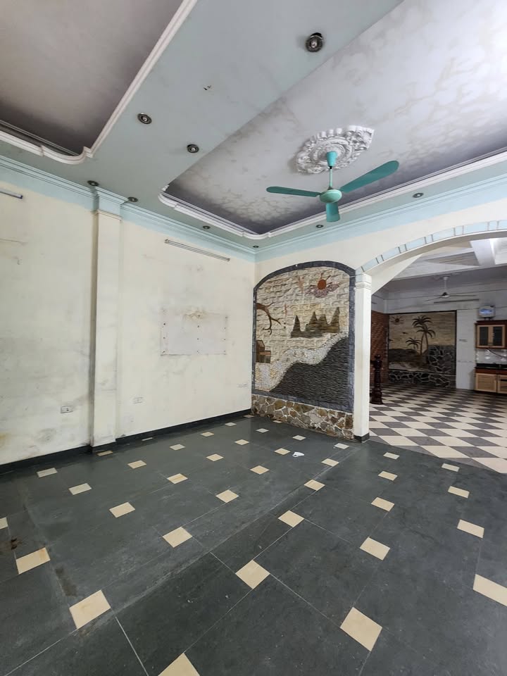 Nhà phố 5 tầng Láng Thượng 45m² giá 14.5 tỷ - Không gian sống lý tưởng giữa lòng Đống Đa!