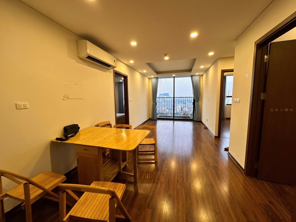 Căn hộ N01 T1 Ngoại Giao Đoàn 95m² giá 12 tỷ - Nội thất cao cấp, view hồ thoáng đãng!