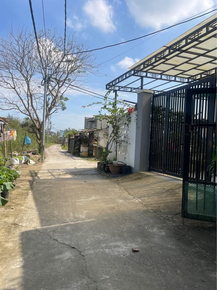 Nhà cấp 4 Kiệt 4m Hoà Quý 118m² giá 3.25 tỷ - Sẵn sàng vào ở ngay!