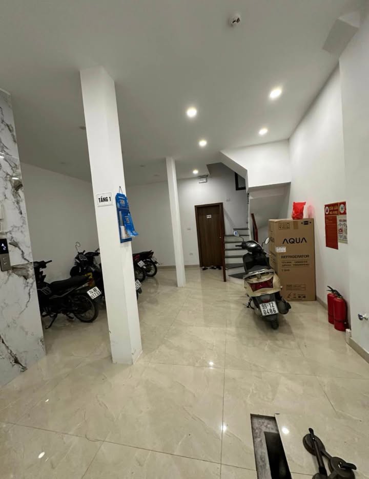 Căn hộ cho thuê Ngõ 31 Phan Đình Giót 120m² giá thỏa thuận - Nhà mới, thiết kế hiện đại!