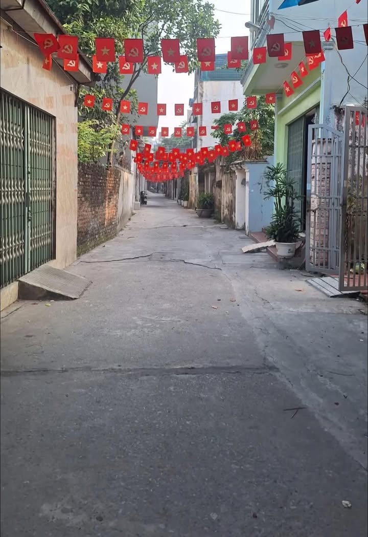 Đất nền Lê Hồng Sơn, Nam Định 40m² giá 1.18 tỷ - Vị trí thuận lợi, sẵn sàng xây dựng!