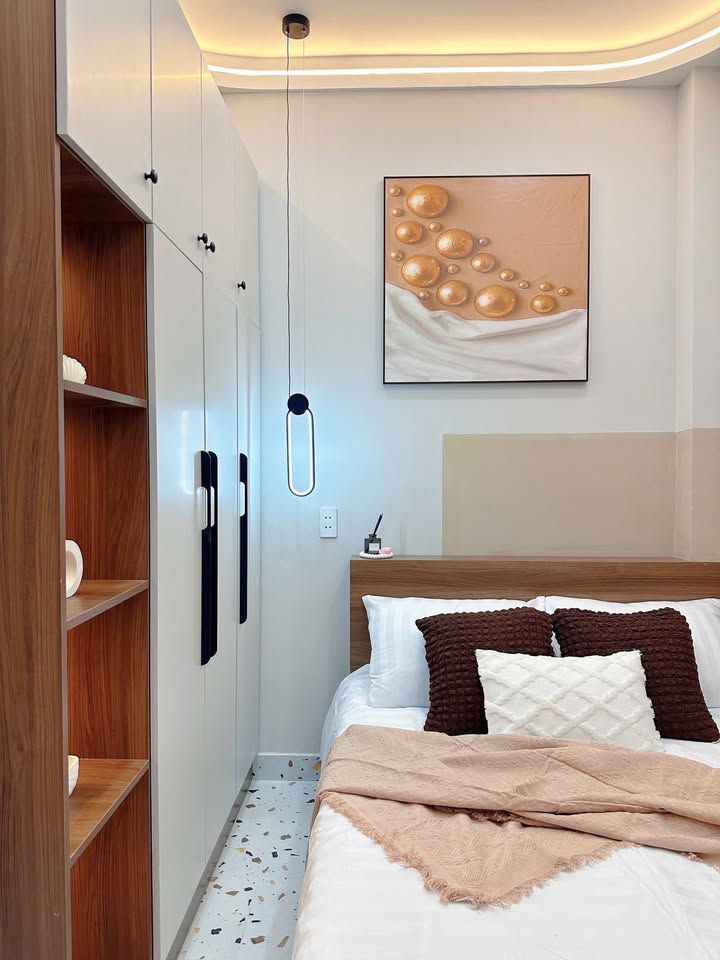 Bán CHDVmini Hoàng Hoa Thám, Phú Nhuận 31.5m² giá 7.25 tỷ - Dòng tiền 350 triệu/năm!