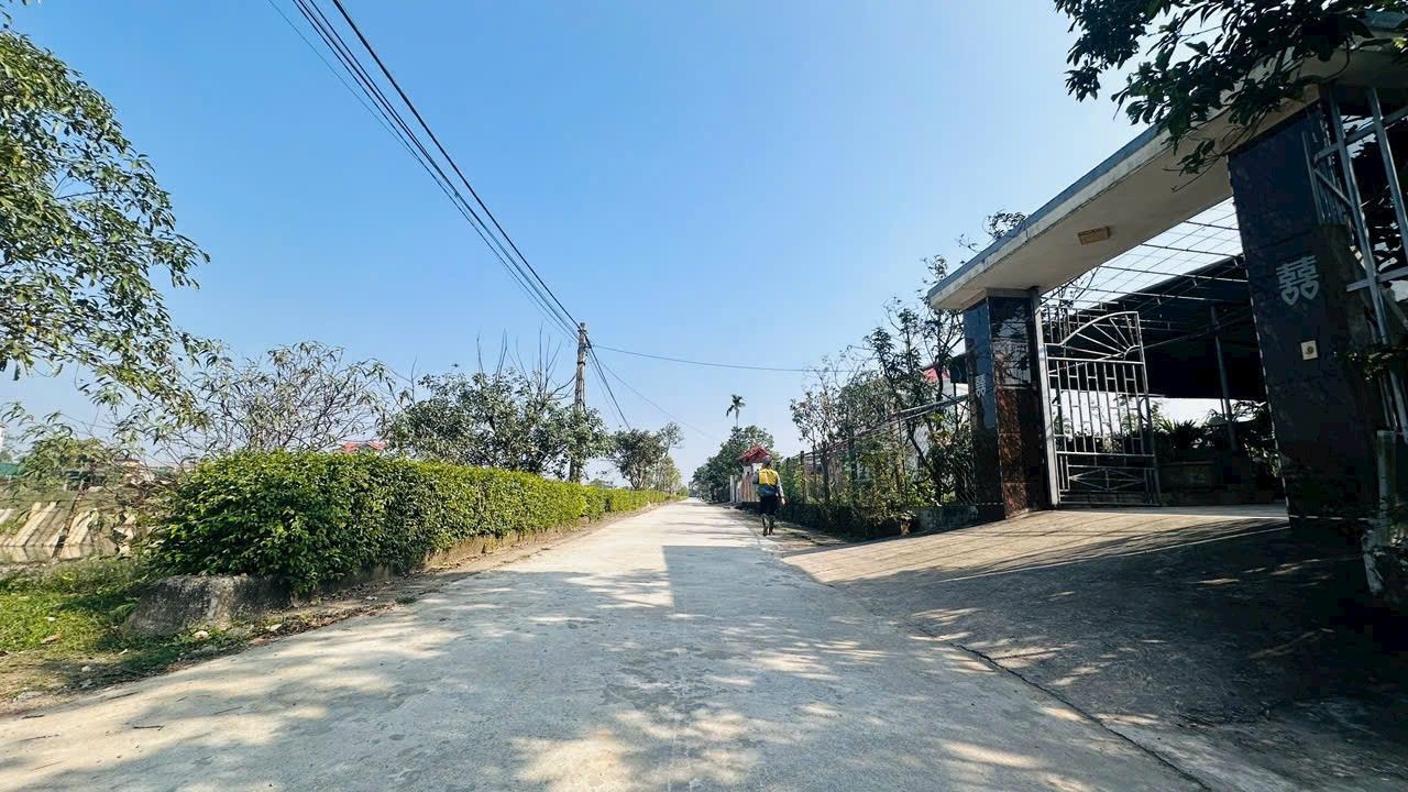 Đất nền TDP Bình Tiến, Hà Huy Tập 225m² giá 4.5 tỷ - Đường rộng, vị trí trung tâm!