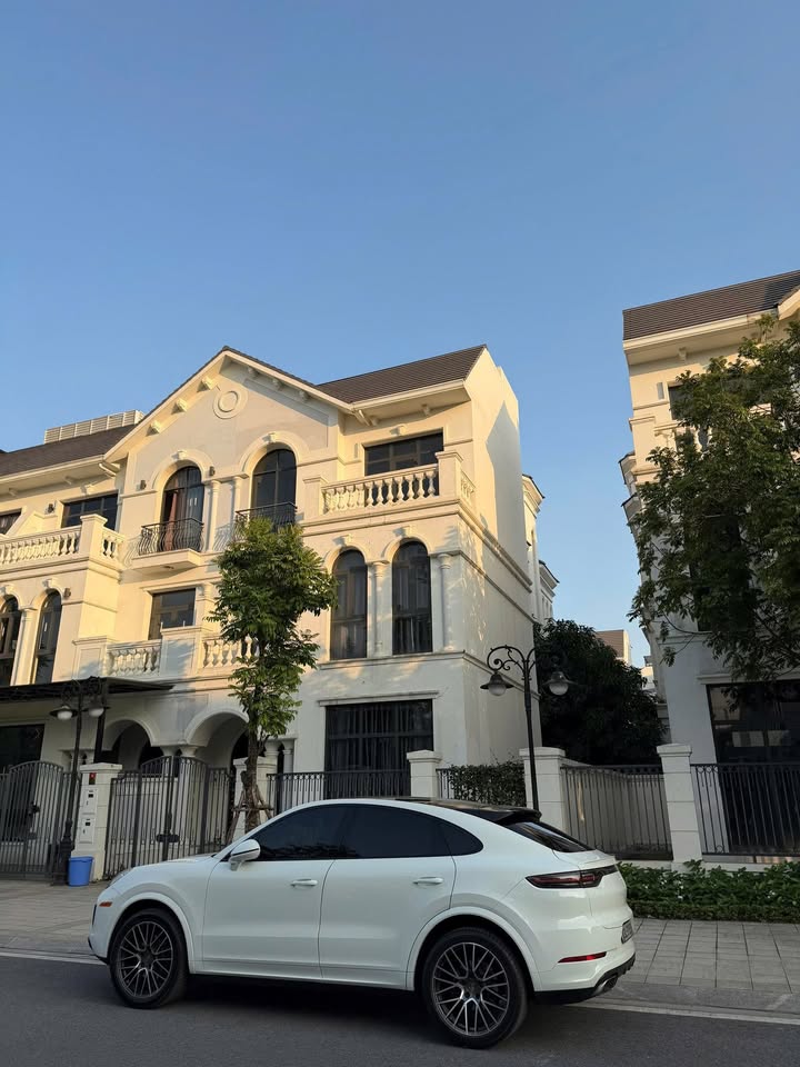 Căn hộ Vinhomes Ocean Park 1 Gia Lâm 112m² giá 27.5 tỷ - Căn góc hiếm có!