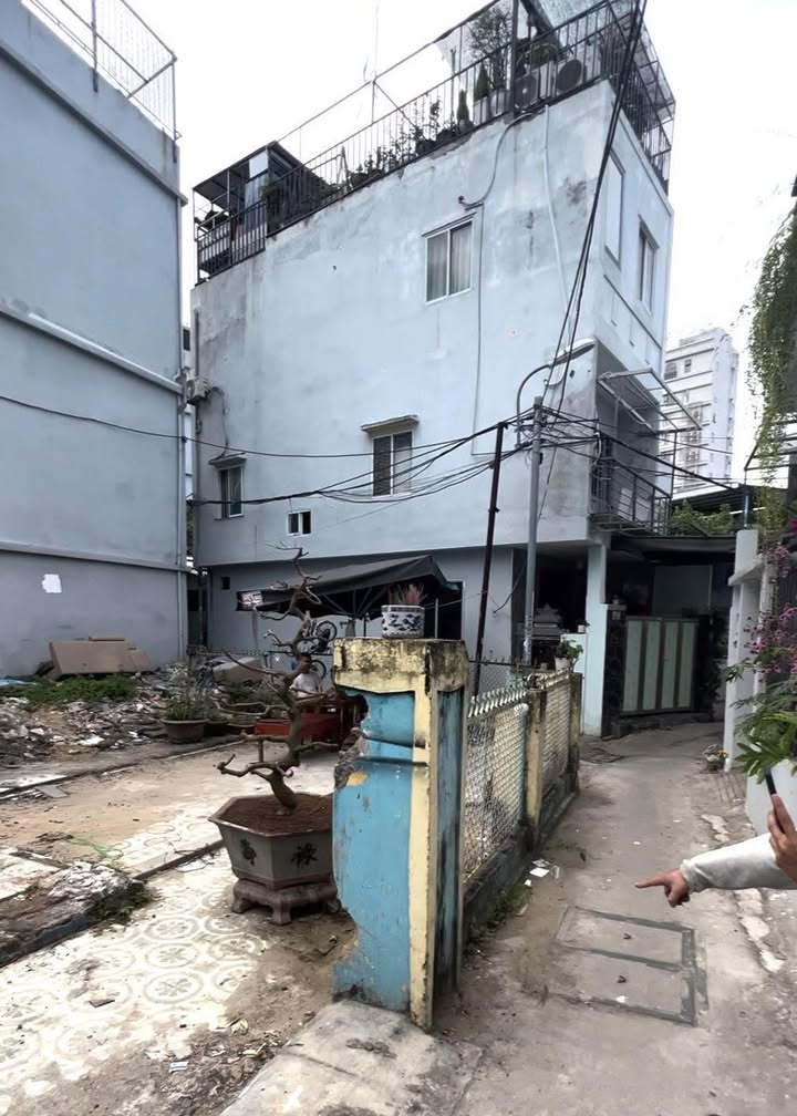 Đất nền 2 mặt kiệt Trần Hưng Đạo, Đà Nẵng 69.9m² giá 3.48 tỷ - Cơ hội đầu tư tuyệt vời!