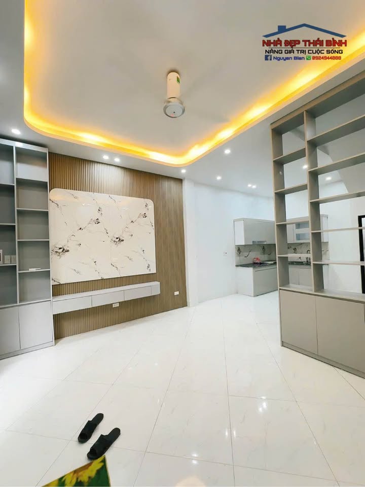 Nhà 3 tầng tại P. Trần Lãm, TP. Thái Bình 35m² giá 2 tỷ - Vị trí trung tâm, thuận tiện!