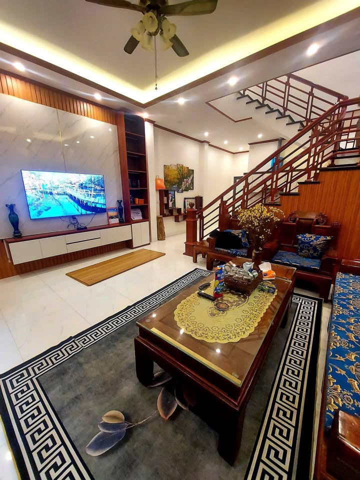 Nhà 2 tầng khu Mỹ Sơn Lạng Sơn 73m² giá 2.2 tỷ - Ô tô tránh nhau, sẵn sàng vào ở!