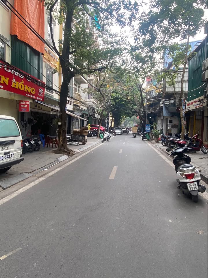 Nhà phân lô Bạch Mai 44m² giá 13 tỷ - Kinh doanh đắc địa, ô tô tránh!