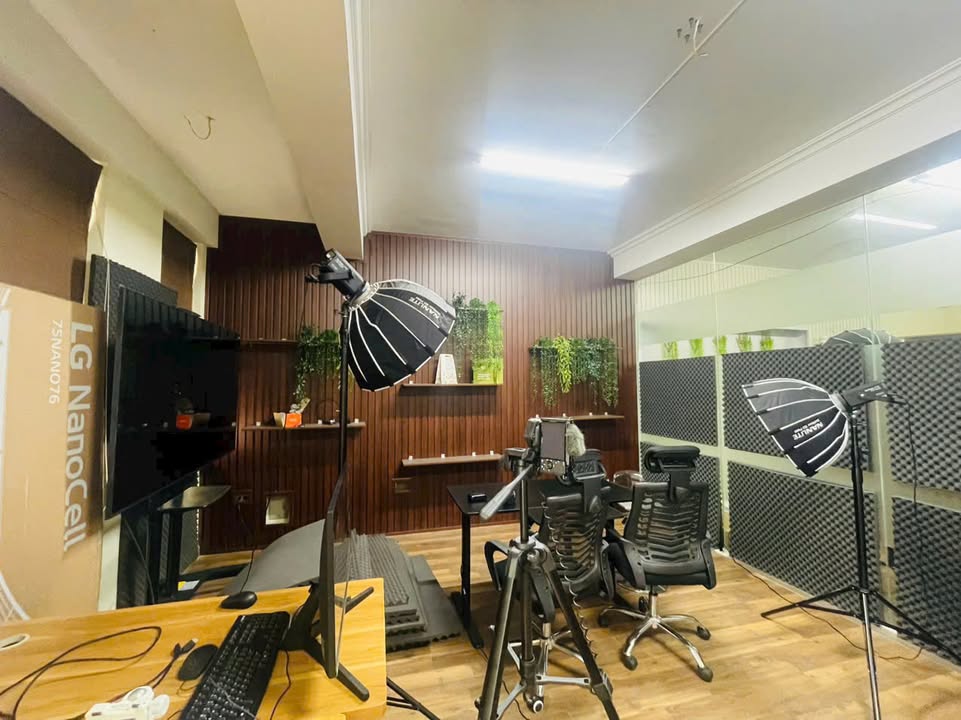 Cho thuê văn phòng 100m² tại Lê Văn Lương, Thanh Xuân - Giá chỉ 15 triệu/tháng!