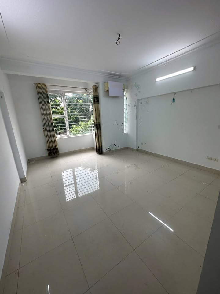 Nhà cho thuê KĐT Văn Phú 90m² giá 20 triệu - Phù hợp cho văn phòng và kinh doanh