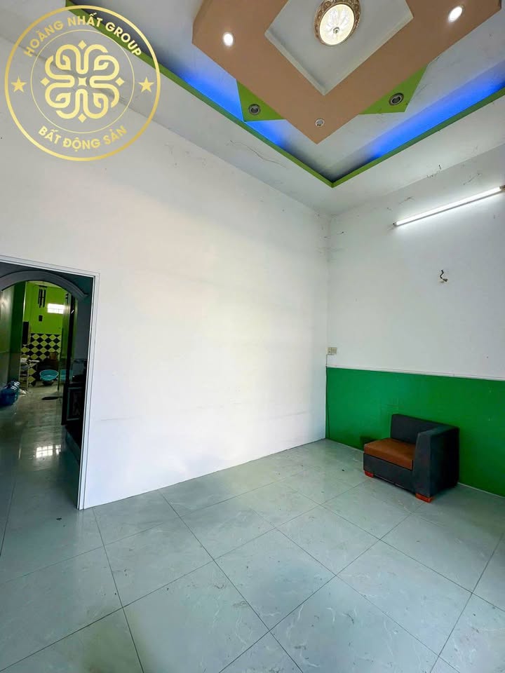 Nhà nguyên căn mặt tiền Nguyễn Trãi, Phường 9, Cà Mau 100m² giá 16 triệu - Kinh doanh thuận lợi!