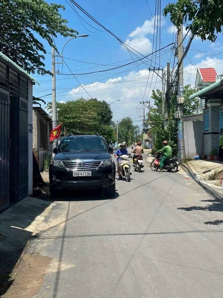 Nhà mặt tiền Bà Điểm 72m² giá 2.35 tỷ - Đầu tư sinh lời ngay!