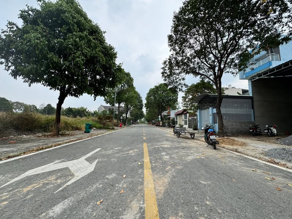 Kho cho thuê 300m² tại Thành phố Mới, Bình Dương - Mới 100% và giá tốt!