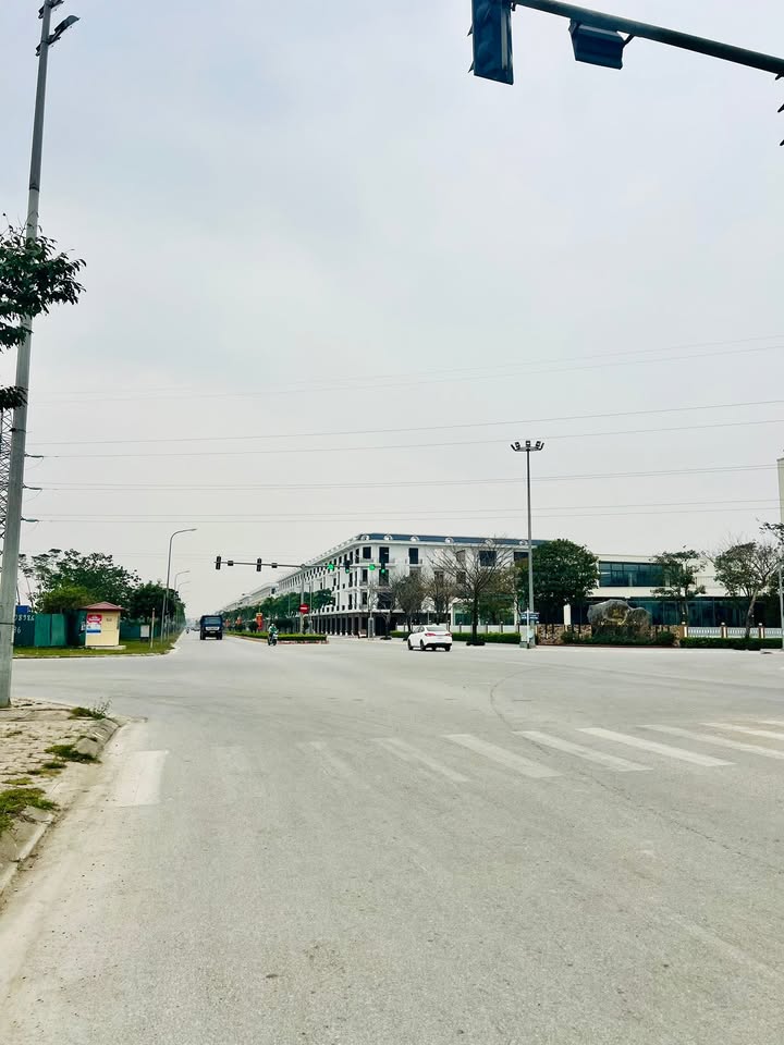 Đất nền MB 3791 Quảng Thắng 198m² giá 10.x tỷ - Vị trí đắc địa gần bệnh viện!