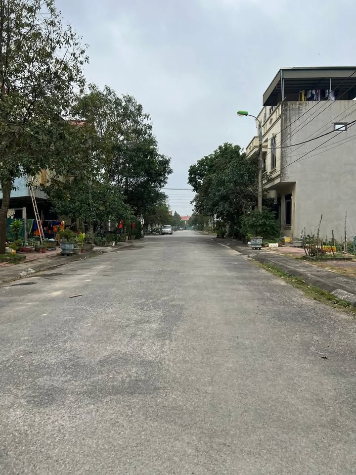 Đất nền Công viên Ánh sáng Eurowindow 100m² giá chỉ 2 tỷ - Sổ đỏ chính chủ!