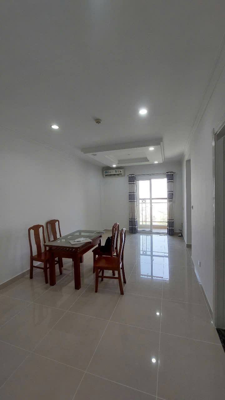 Căn hộ chung cư Phúc Yên 3 Tân Bình 65m² giá 10 triệu - Thiết kế thoáng mát, gần sân bay!