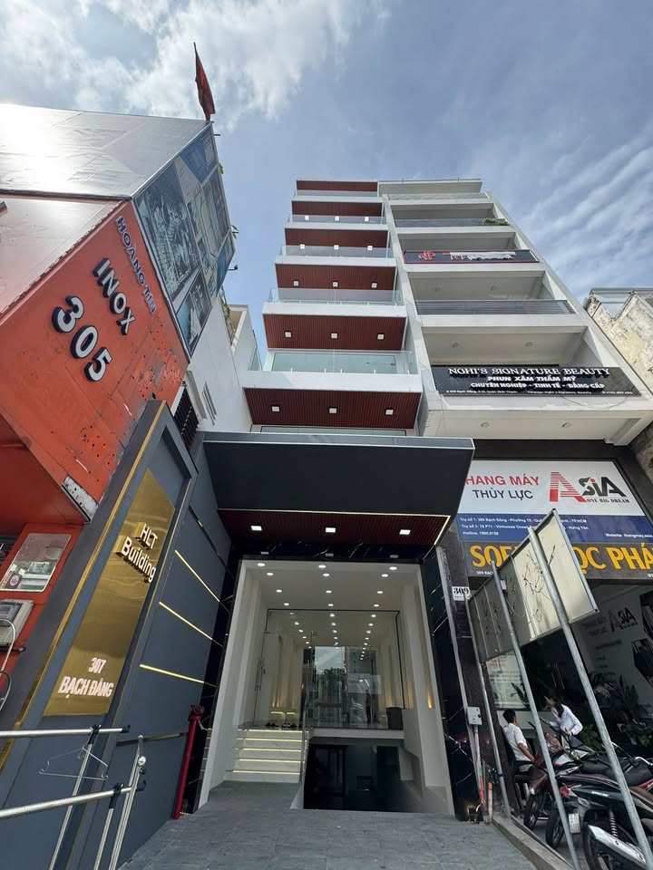 Nhà phố Bạch Đằng, Quận Bình Thạnh 101m² giá thỏa thuận - Vị trí đắc địa, kinh doanh thuận lợi!