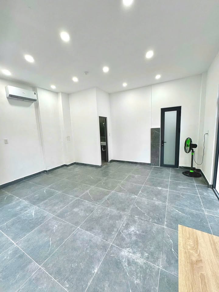 Cho thuê mặt bằng 30m² tại Phạm Văn Chiêu, Gò Vấp - Giá chỉ 9.5 triệu/tháng