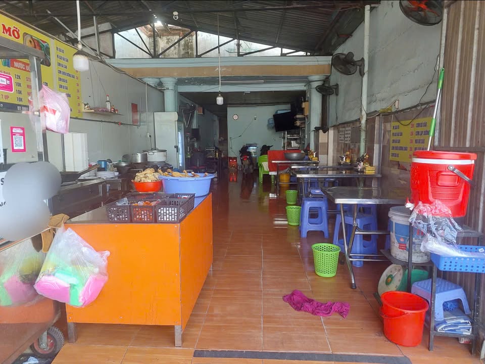 Mặt bằng kinh doanh cho thuê tại Tô Ngọc Vân, quận 12 - Giá chỉ 11 triệu!