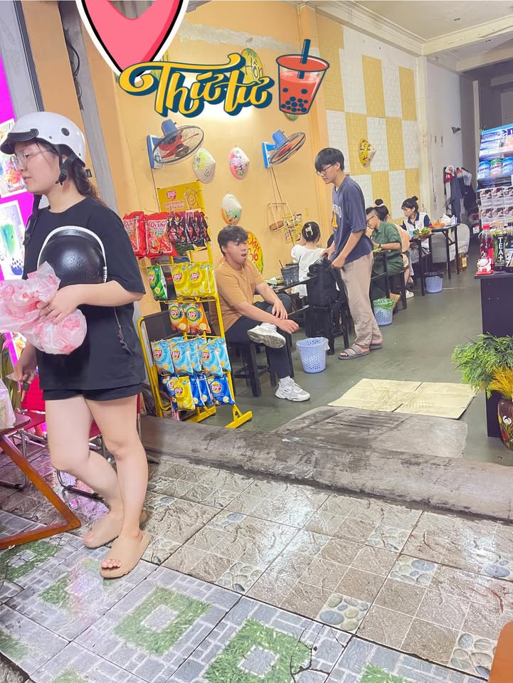 Mặt bằng cho thuê tại đường Uống, Quận Bình Thạnh - Giá chỉ 3.5 triệu/tháng, sẵn sàng kinh doanh!