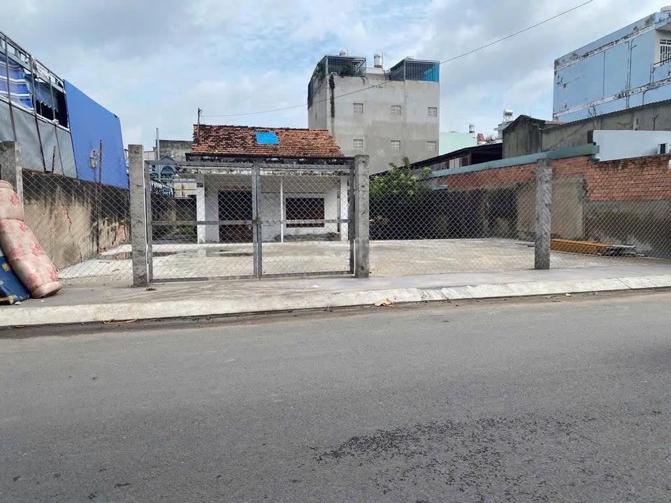 Nhà mặt tiền cho thuê tại Thủ Đức 4026m² giá 50 triệu - Kinh doanh tự do ngay!