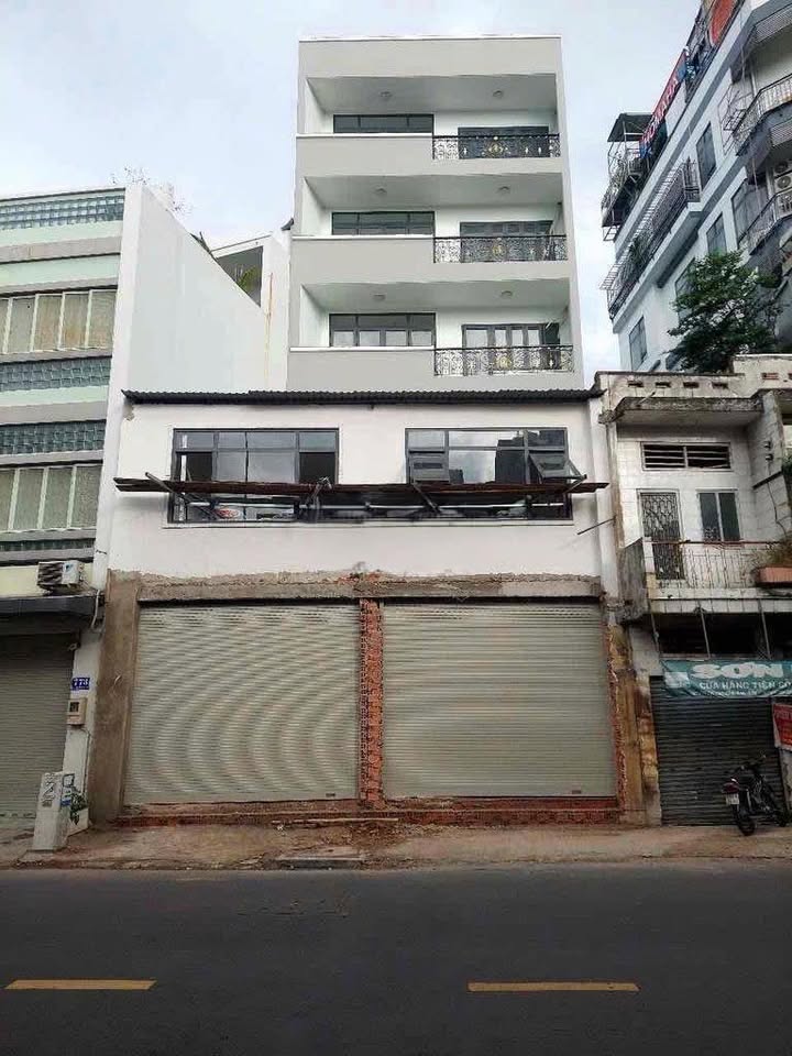 Mặt bằng cho thuê đường Lạc Long Quân, Q.Tân Bình, 80m² giá 60 triệu - Phù hợp kinh doanh đa ngành!