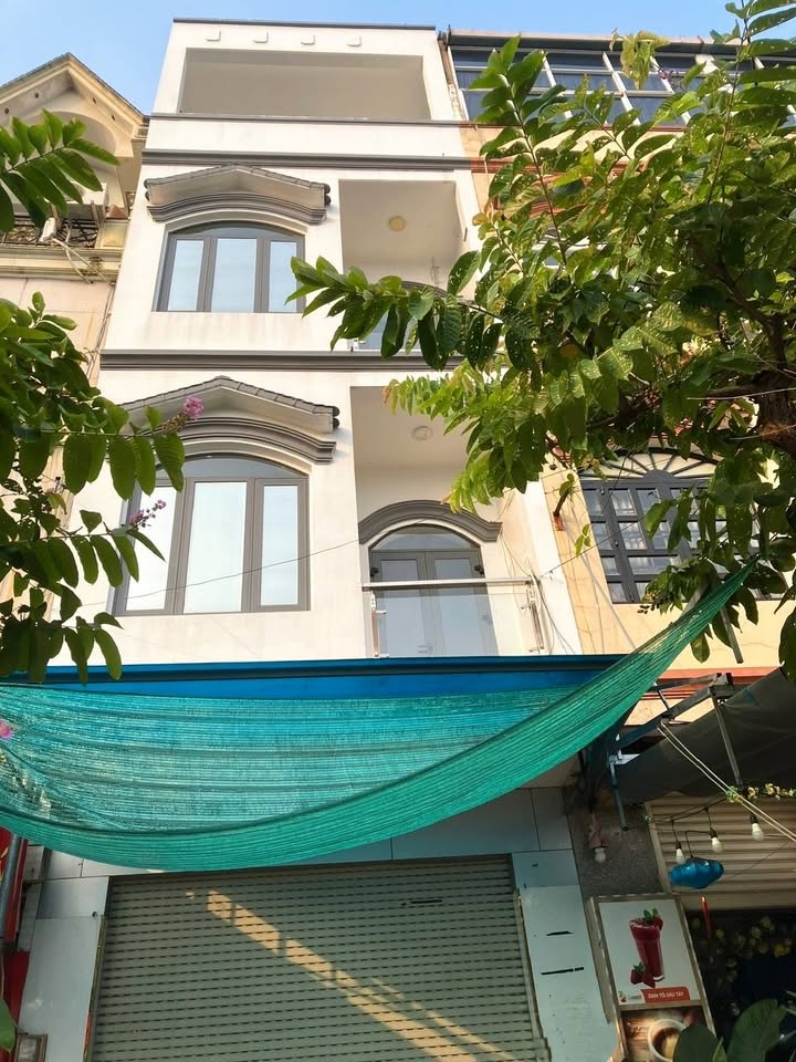 Nhà mặt tiền QL22, Tân Hưng Thuận 63m² giá 16 triệu - Kinh doanh thuận lợi!