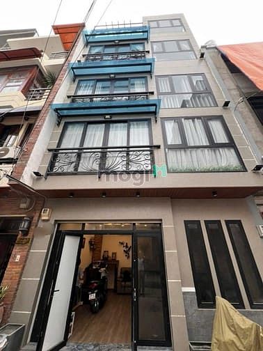 Nhà Hẻm Xe Tải Tô Hiến Thành, Quận 10, 116m² giá 8.9 tỷ - Sẵn sàng vào ở!