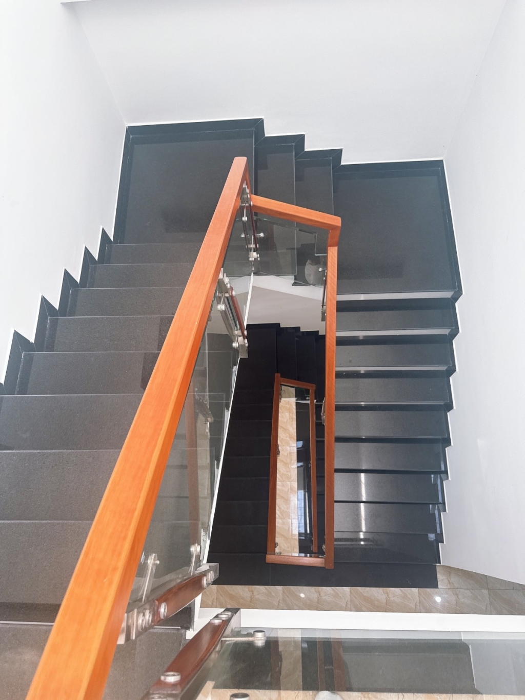 Nhà 3 tầng Yên Khê 2, Thanh Khê 75m² giá 6.8 tỷ - Sẵn sàng vào ở ngay!