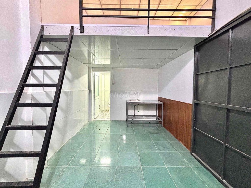 Phòng trọ sinh viên Trung Mỹ Tây, Quận 12 giá 2.3 triệu - Không gian thoáng đãng, tiện nghi đầy đủ!