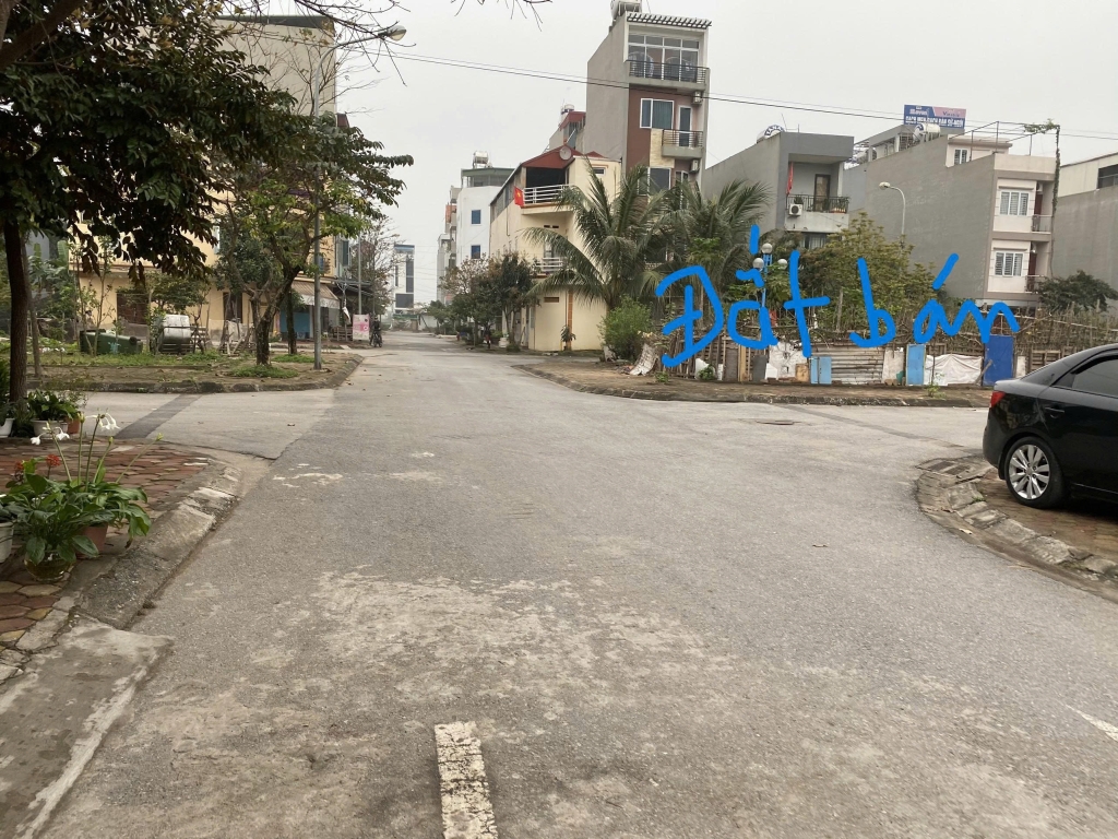 Bán đất thổ cư Hoà Lạc 128m² giá 2.68 tỷ - Mặt tiền trục chính kinh doanh sầm uất!