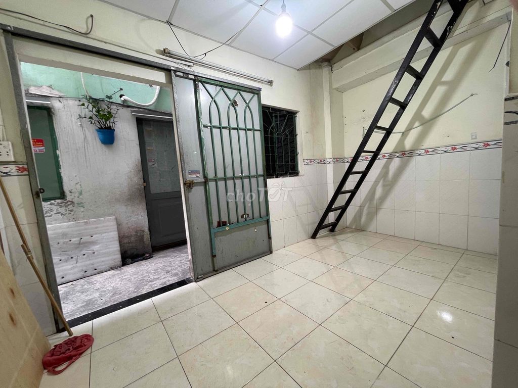 Cho thuê nhà trọ hẻm xe hơi 62 Lâm Văn Bền, Quận 7 - Dọn vào ở ngay!