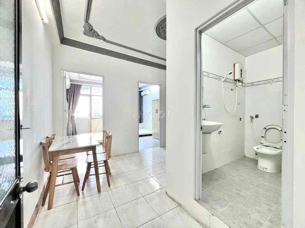 Căn hộ cho thuê 2PN tại Lạc Long Quân 50m² giá 7 triệu - Mặt tiền thuận tiện!