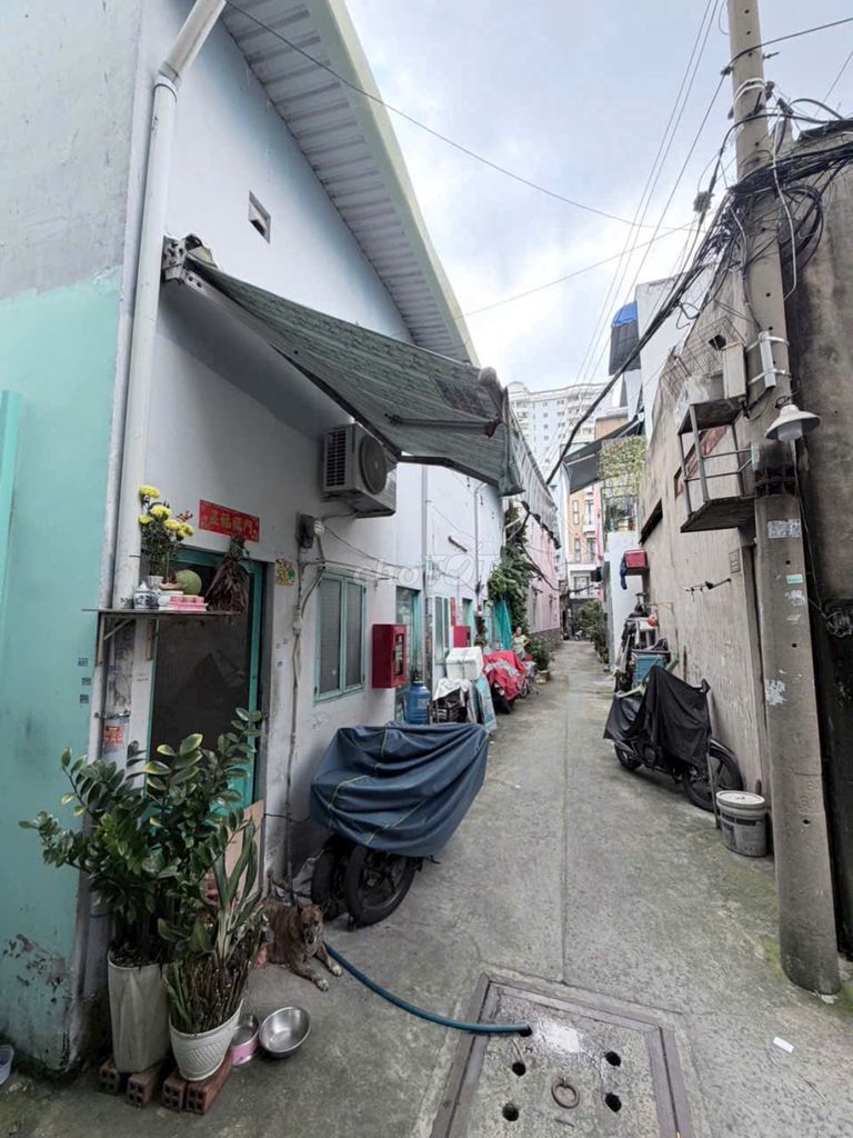 Dãy trọ 4 phòng Nguyễn Sơn 48m² giá 4.35 tỷ - Đầu tư sinh lời ngay!