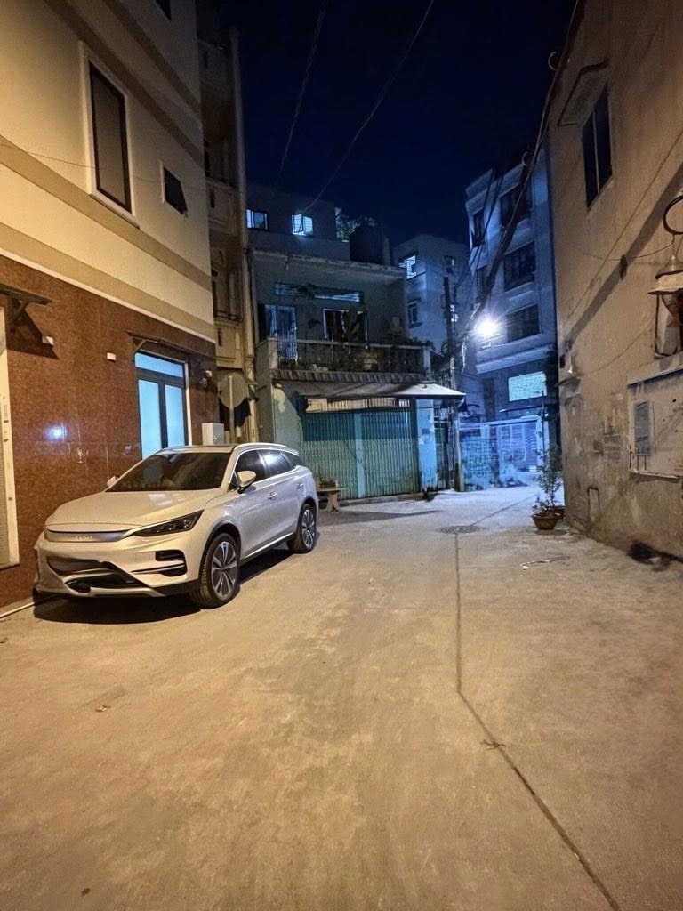 Nhà riêng Phường 10, Quận Tân Bình 72m² giá 7 tỷ - Căn góc 2 mặt thoáng, tiện ích đầy đủ!