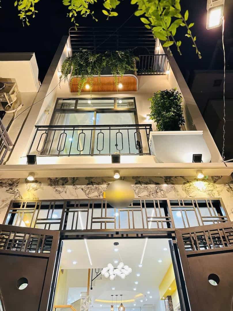 Nhà SHR cần bán gấp DT 63m2 Hoàng Hoa Thám, P5, Bình Thạnh giá 2tỷ300tr