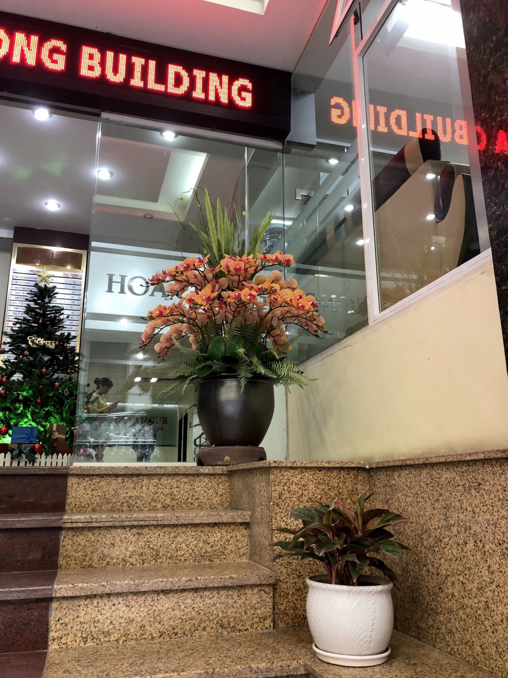 Văn phòng cho thuê tại Thái Hà 72m² giá 19 triệu - Thiết kế hiện đại, tiện nghi vượt trội!