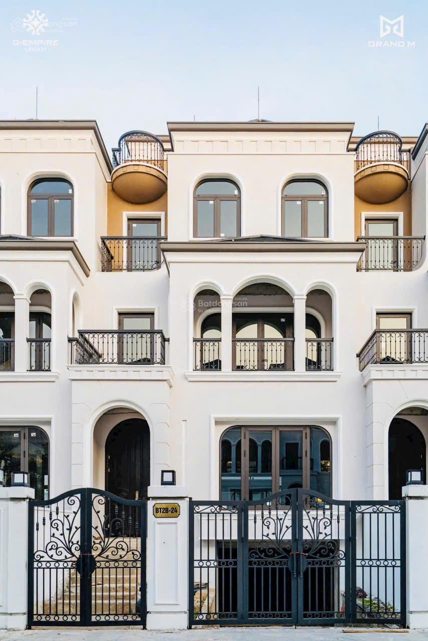 Biệt thự Tây Hồ 2 mặt thoáng 142,2m² giá 59,3 tỷ - Đầu tư sinh lời an toàn!