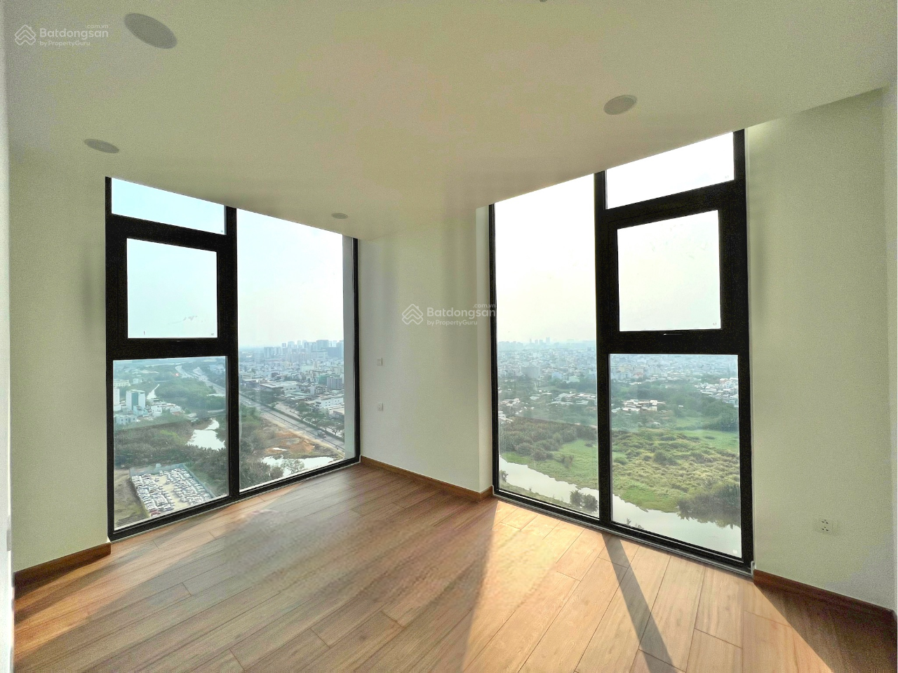 Căn hộ Eco Green Q7 70.02m² giá 6.15 tỷ - Căn góc view 2 mặt kính đẹp!