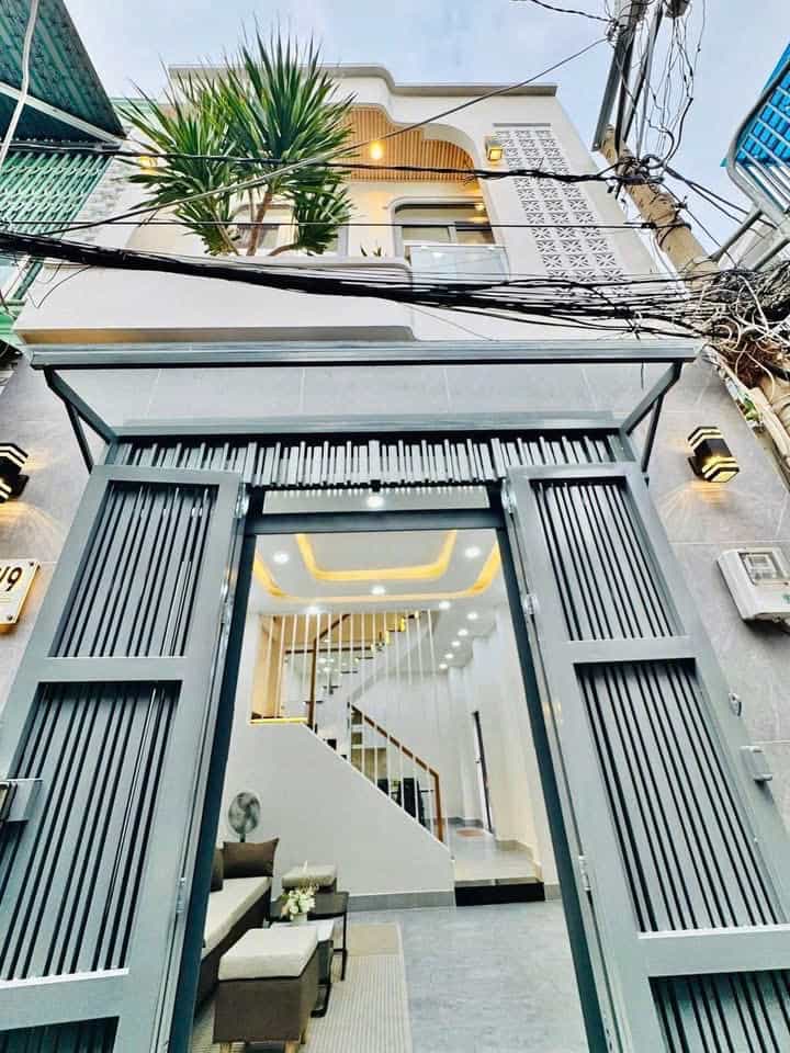 Nhà 1 Trệt 1 Lầu Hẻm 1/ Lạc Long Quân P3 Q11 34,7m² Giá 3,35 Tỷ - Sẵn Sàng Vào Ở!